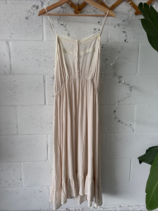 None Dresses & Skirts - Chic Strapless Cream Dress with Lace Accents